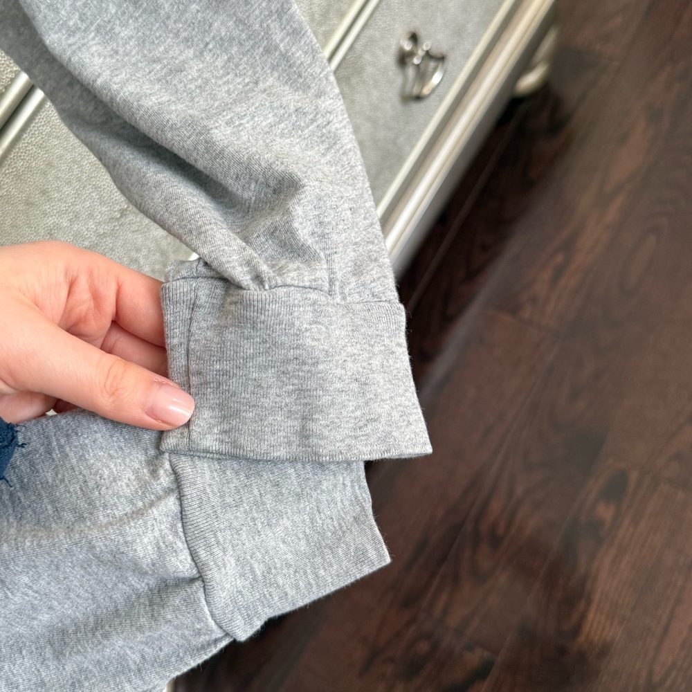 TNA Heather Gray Cropped Longsleeve Top - Picture 2 of 4
